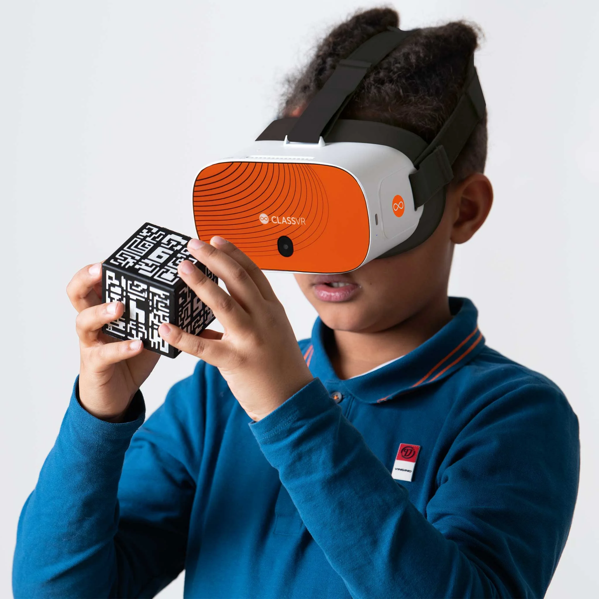 VR-Headset, orange front, Headset, verstellbare Riemen, Puzzleschachtel