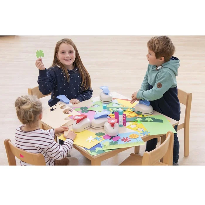 Kinderbastelset, Papiertiere, Klebematerial, Bastelmaterial, Kindergruppe