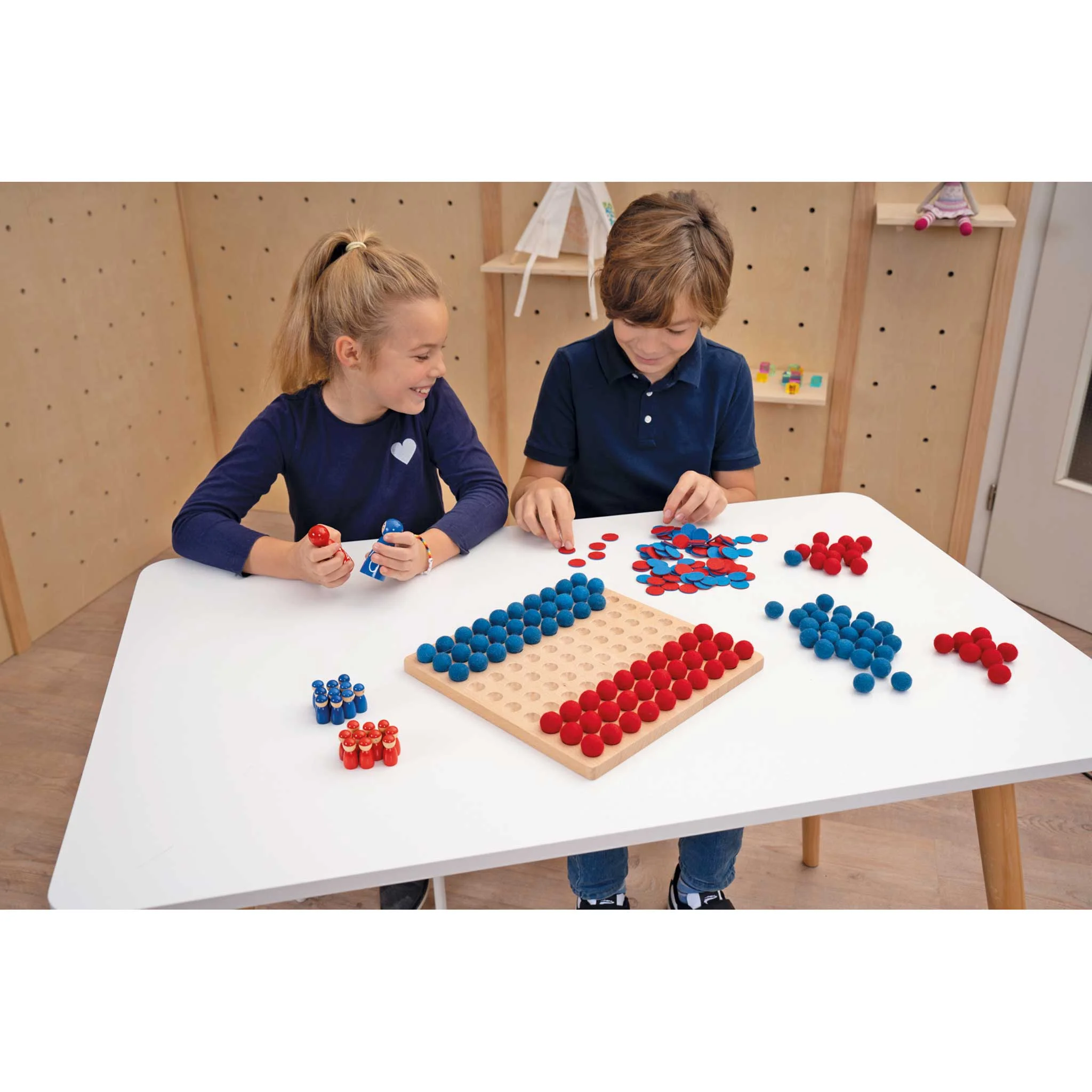 holzbrett, Lernspiel, rot-blau, Spielsteine, Kugelplättchen