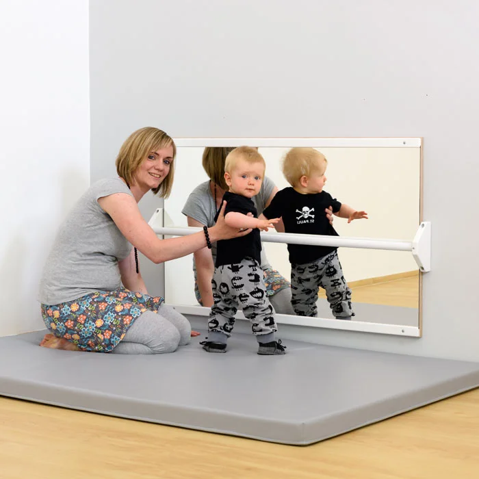 Baby, Kind, Spiegel, Gymnastikmatte, Kleinkind