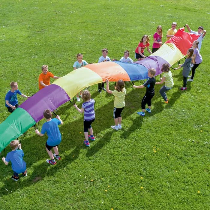 Kinder, Spieltunnel, Regenbogen, Outdoor, Gras