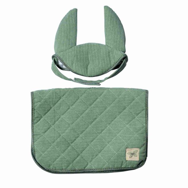 Satteldecke und Haube grün