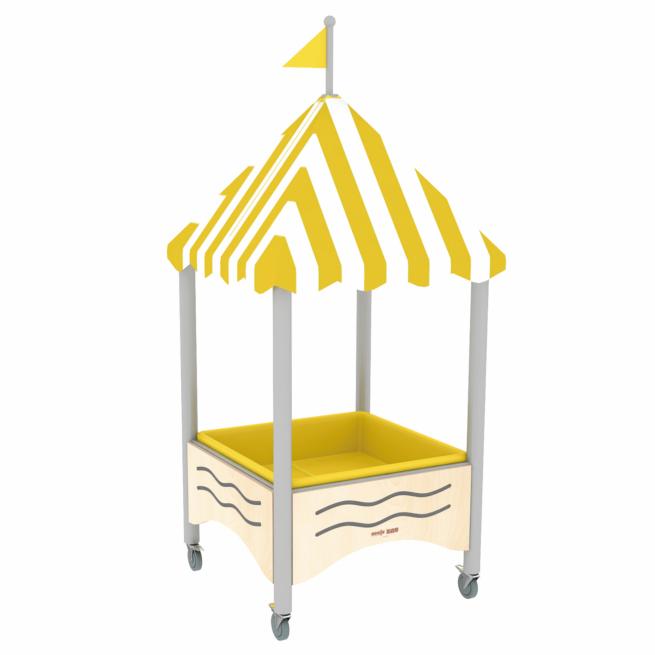 Mobile Matschtische mit Spitzdach