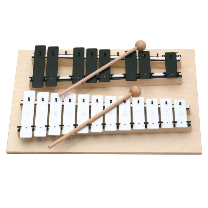 Chromatisches Sopran-Glockenspiel mit 23 gestimmten Klangplatten und 2 Schlägeln 