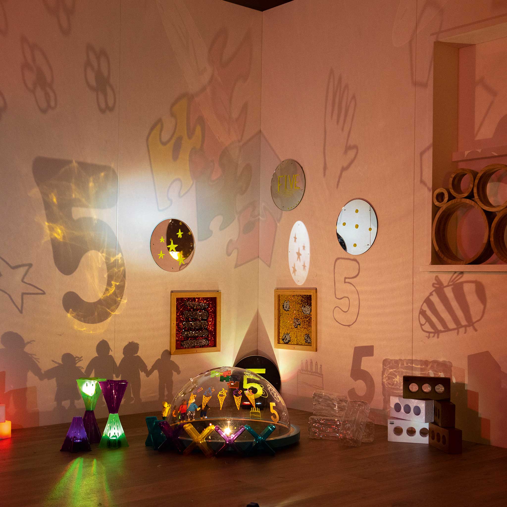 Taschenlampenprojektor Für Kinder - Mit 80 Bunten Mustern