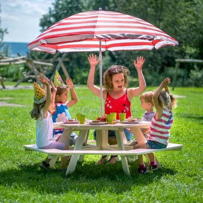 Picnic-Tisch, Kinder-Picknick, Erdbeerrot, Outdoor-Party, Schirm
