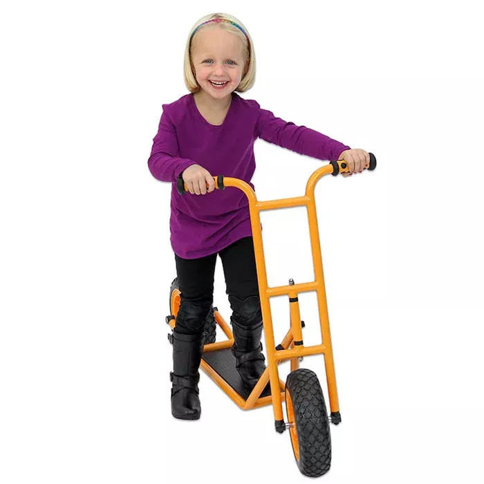 Pferdrehren, Kinderfahrzeug, Dreirad, orange Rahmen, Kindermotorrad?