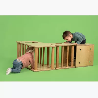 Holzspielzeug, Kletterturm, Kinder, Kiosk?