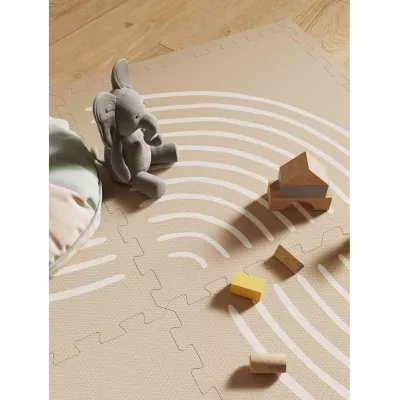 Spielzeug, Elefant, Kuscheltier, Holzbausteine, Spielmatte
