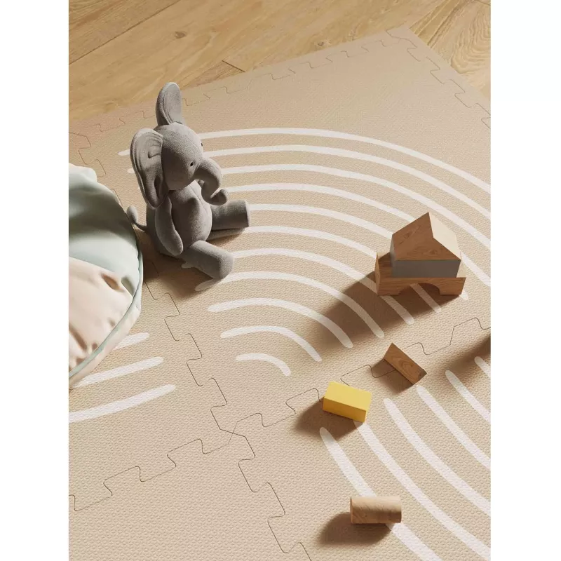 Spielzeug, Elefant, Kuscheltier, Holzbausteine, Spielmatte