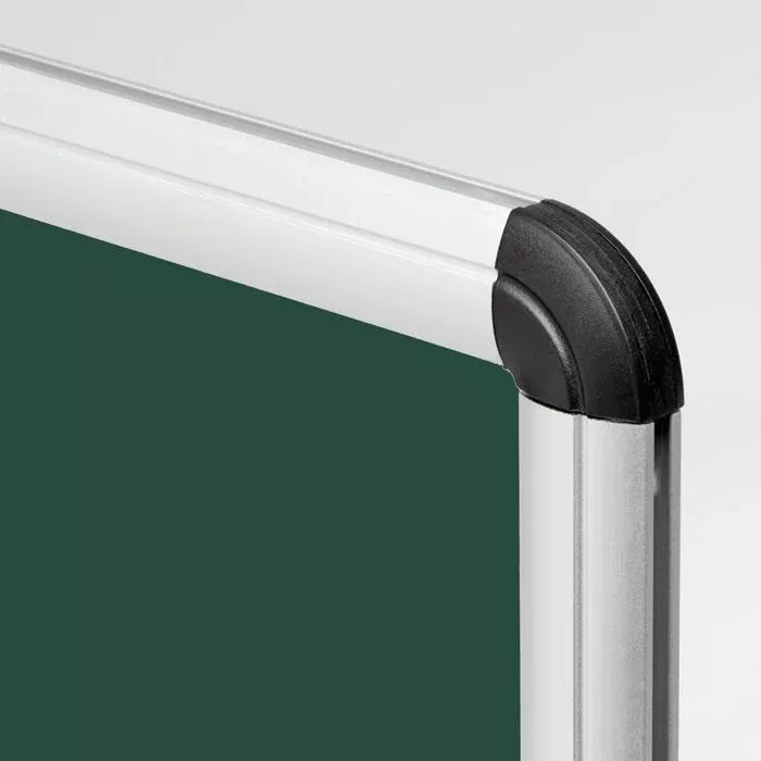 weißer rahmen, eckenschutz, aluminiumrahmen, kunststoffkappe, schwarze eckabdeckung
