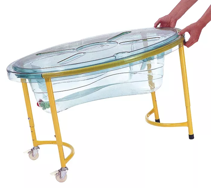 Babybett, Kinderbett, Transportwagen?, rollbarer Tisch?, mit Rollen