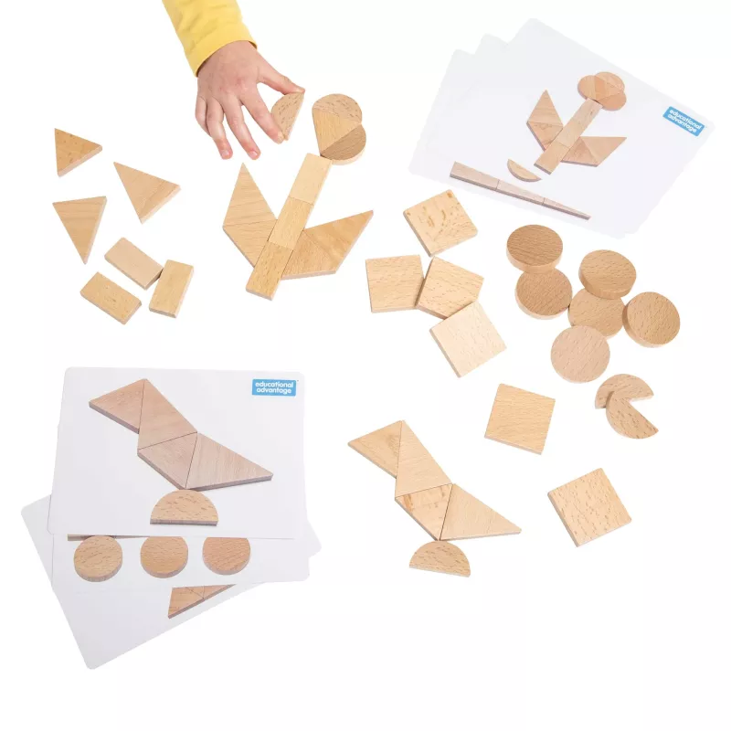 Holzbausteine, Konstruktionsspielzeug, Plattenformen, Holzwürfel, Kinderbausteine