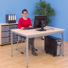 EDV-Tisch mit Kabelkanal aus Blech