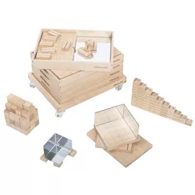 Holzspielzeug, Stadtbaukasten, Baukasten, Holzklötze, Magnetwürfel?