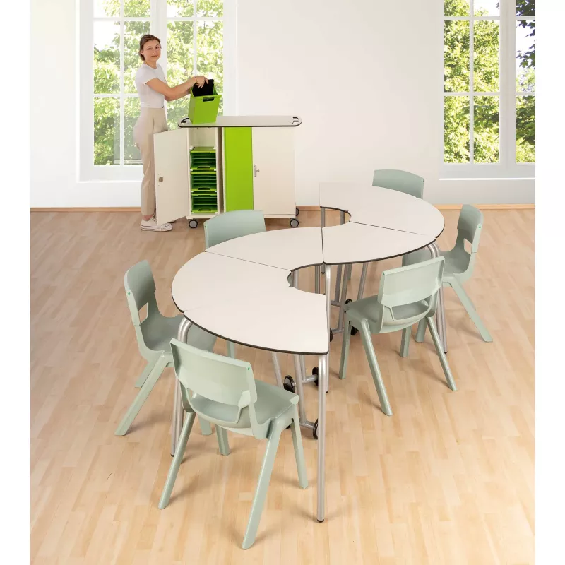 Schulheftafel, Klapptische, Klapptisch, Klassenzimmerstuhl, Gruppentisch