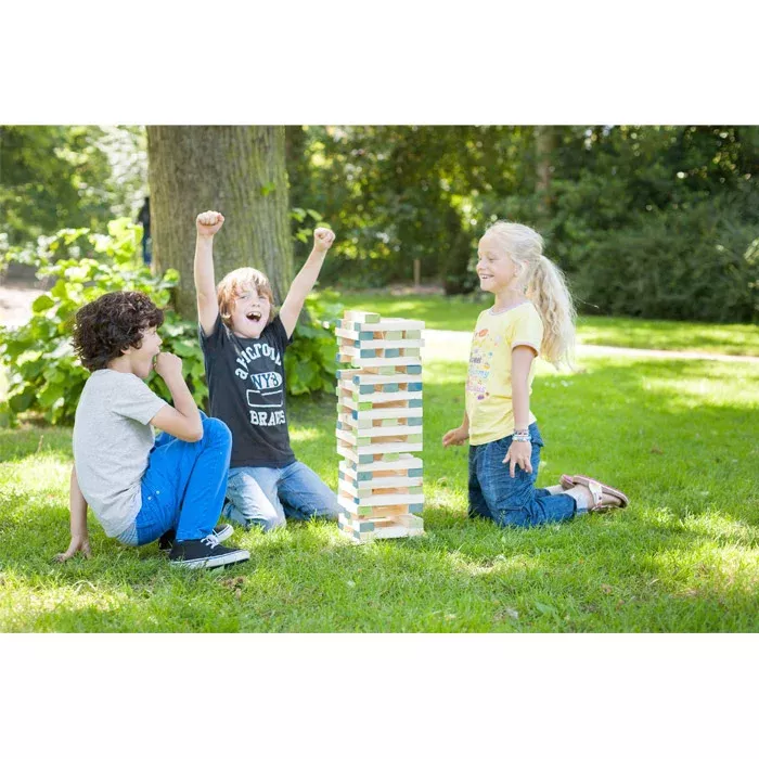 kinderspiele, outdoor spiel, holzstapelspiel, grün, grass