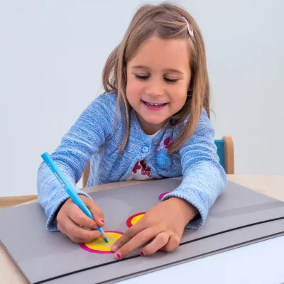 Kinderzeichnung, Malen, Bleistift, Blaues Sweater, Kartenform