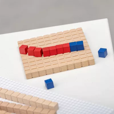 holzbausteine, bauklötze, blöcke, holzspielzeug, matte grenze