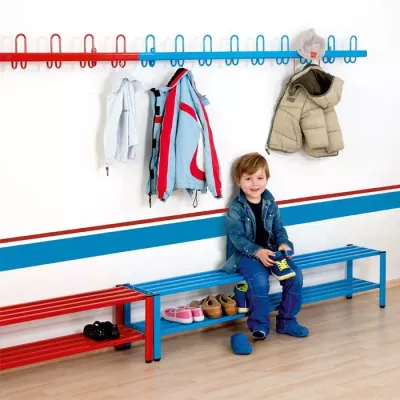 Kinderhocker, Garderobe, Bänke, Kleiderhaken, Mantel