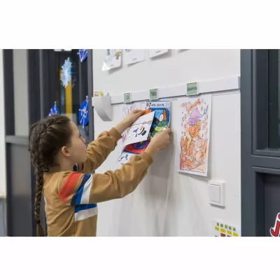 Schulprojekt, Kinderzeichnung, Kunstprojekt, Kartenaufhänger, Poster