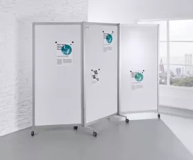 Roll-Ausstellungswände