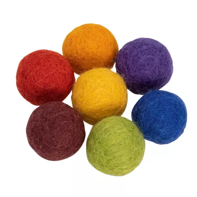 felt balls, bunte bälle, bunte wollkugeln, handarbeit bälle, multicolor felt balls