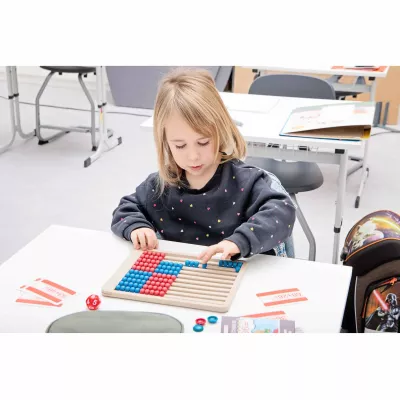 Abakus, Kinder, Puzzle, bunte Kügelchen, Lernspiel