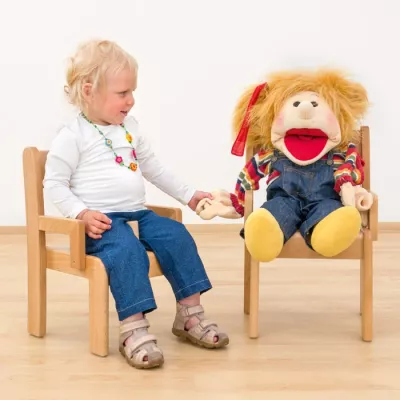 Kinder, Puppe, Stoffteddy, Sitzmöbel, Hand in Hand