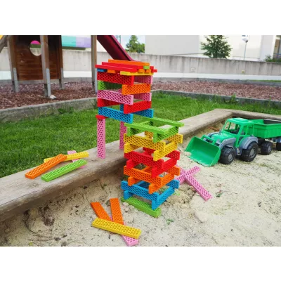Bausteine, Konstruktionsspielzeug, Bunte Blöcke, Klemmbausteine, Spielzeugturm