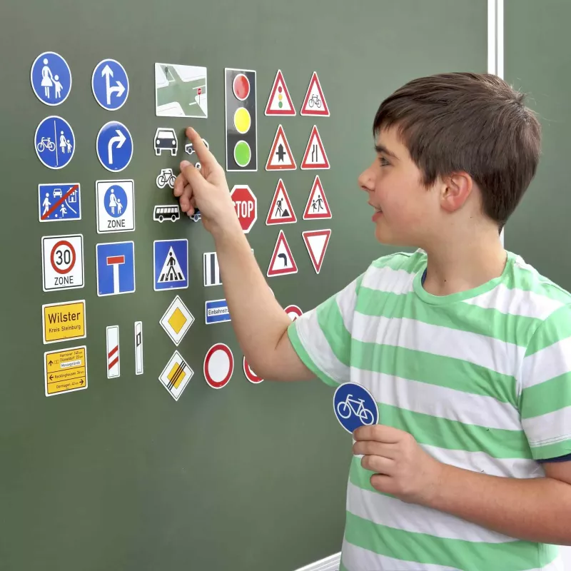 verkehrsschilder, schildersammlung, duo-orange-blau, fahrrad-schild, klassenzimmer-aktivität