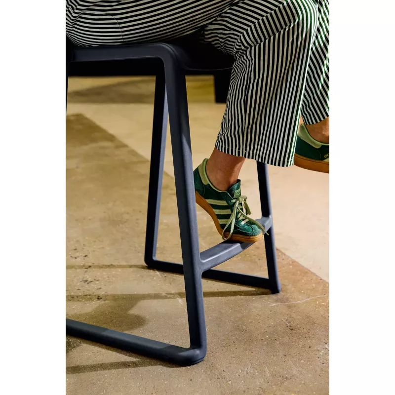 Stufe, Stuhl, Hose, gestreift, Schuh