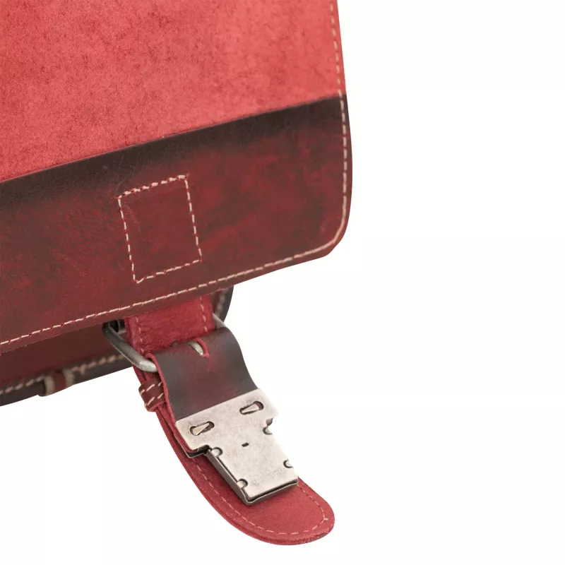 leder, rote tasche, schulterriemen, magnetischer verschluss, detailnaht