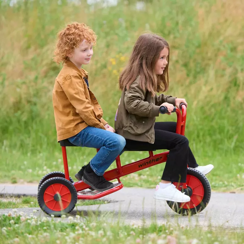 Wippe, Trike, Kinderwagen, rote Rahmen, Gummireifen