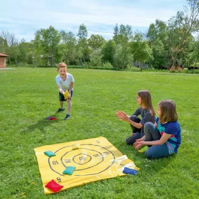 kind, spiel, spielplatz, rasenspiel, scheibe