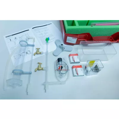 Laborgerät, Ausrüstung, Schläuche, Ventil, Batterien