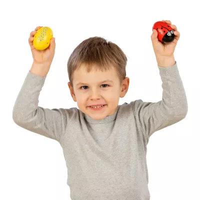 Spielzeug, Eier, Kinder, Karneval?, Käfer?