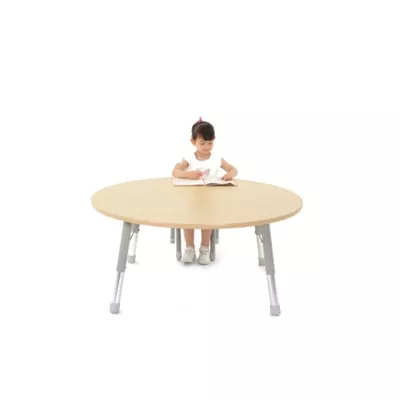Kinder Tisch, Rundtisch, Holztisch, Klappbeine, Babystuhl eingerichtet?