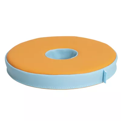 runde polster, oranger oberseite, blaue seite, ringgriff, weiche oberfläche