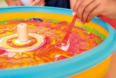 Kinderspieleteller, Malwerkzeug, Wasserteller, bunt, Tintenmischung