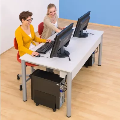 Arbeitsplatz, Computerarbeitsplatz, Desktop-Setup, PC-Tower, Monitore