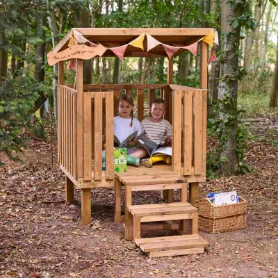 holzspielhaus, holzspielhaus mit dach, kinderspielhaus, spielturm, outdoor spiel