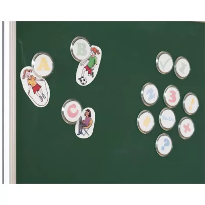 Kreidewand, Magnettafel, Tafelmagneten, Buchstabenmagnet, Kinderlehre