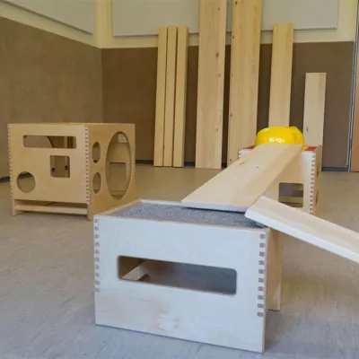 Holzspielzeug, Konstruktionsspielzeug, Holzbausteine, Balancier-Set, Holzplatten