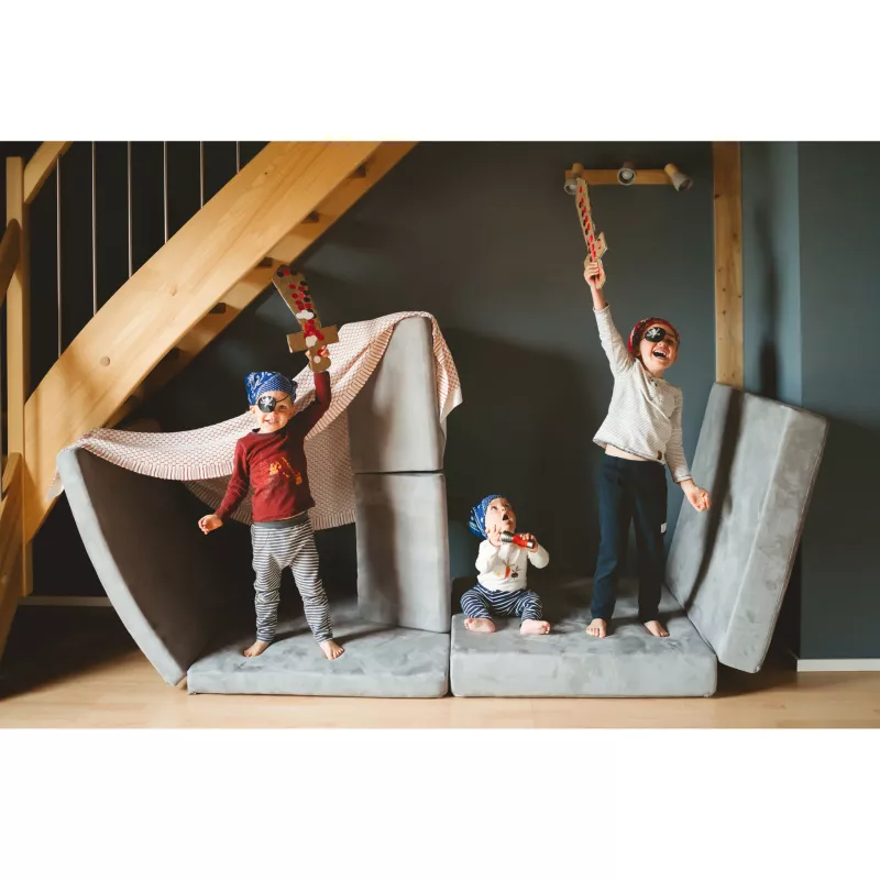 Kinderzimmer, Spielzimmer, Kuschelsessel, Sofas, Kletteraction