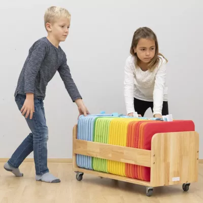 spielzeug, bunte matten, aufbewahrungstrolley, kinder furniture, holzwagen