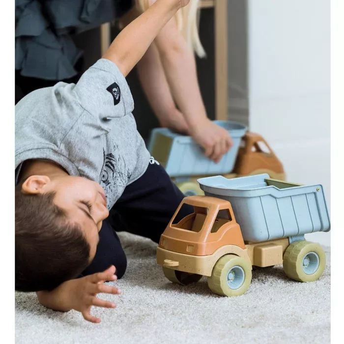 Kind Spielzeug, Kleinkind, Baustellenwagen, Kinderzimmer, Spielzeugauto