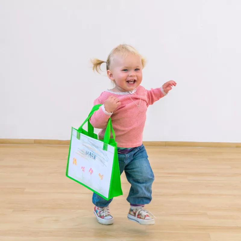 Kinderkleidung, Tasche, Hose, Schuhe, T-Shirt oder Pullover