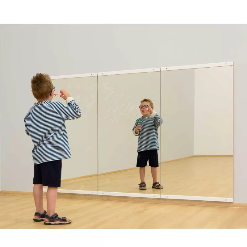 Junge, gestreiftes Hemd, Glasblasen, Spiegelpaneel, Kinder-Sonnenbrille