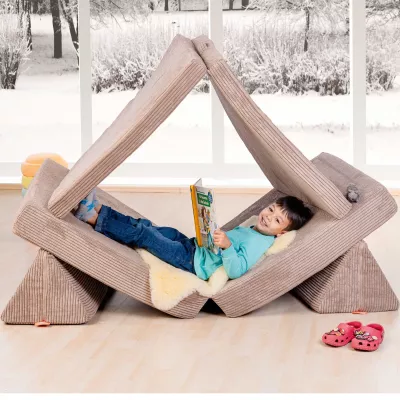 Sofamöbel, Lounge-Bett, Sofakonstruktion, Kuschelmöbel, Fellbezug